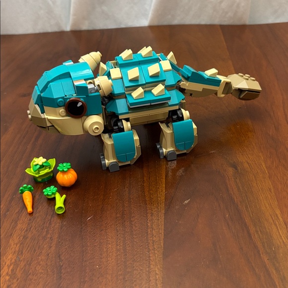 Lego Set Baby Bumpy: Ankylosaurus - Picture 2 of 14